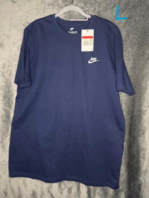 Buy & Sell Wellington Telford and Wrekin - Photos for Nike Sportswear Club T-shirt