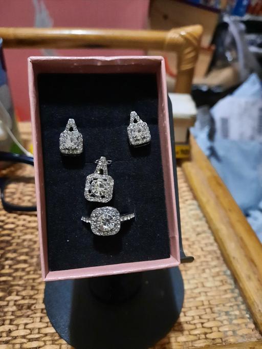 Buy & Sell Woodside South East London - Photos for Jewellery Set