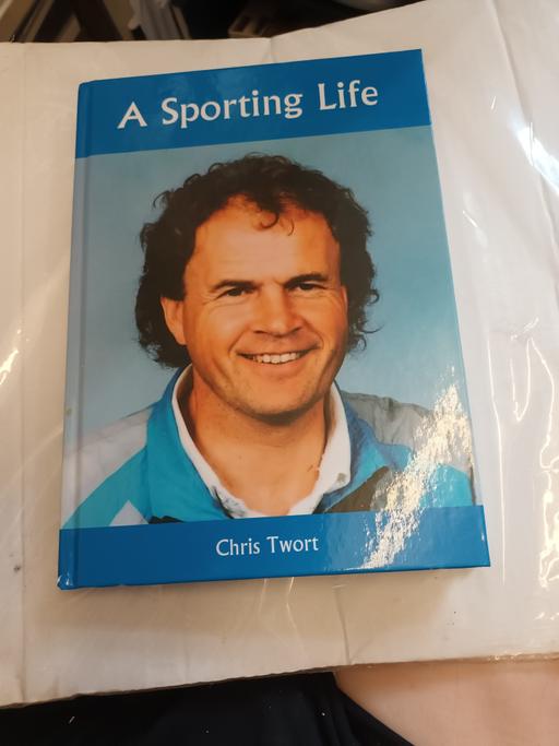 Buy & Sell Clevedon North Somerset - Photos for CHRIS TWORT A SPORTING LIFE SIGNED HARDBACK