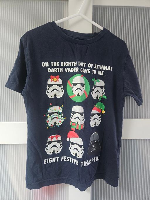 Buy & Sell Weston Point Halton - Photos for Age 6 NEXT Star Wars Christmas tshirt