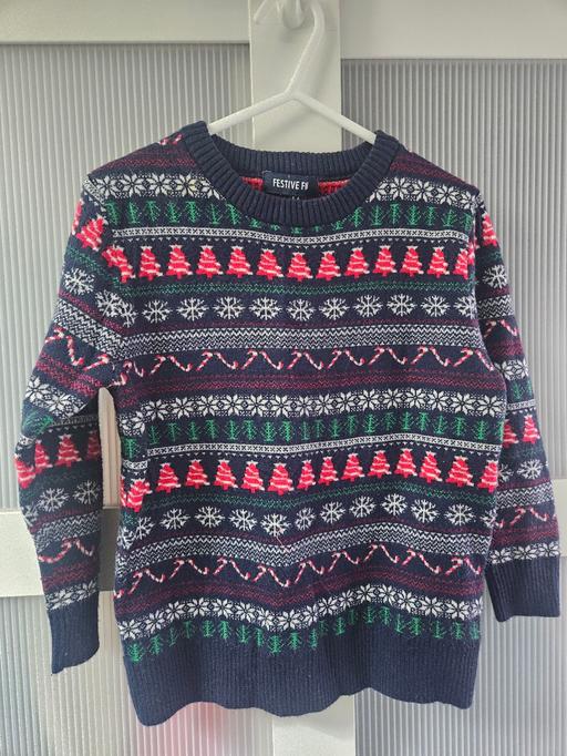 Buy & Sell Weston Point Halton - Photos for Age 5-6 Christmas jumper