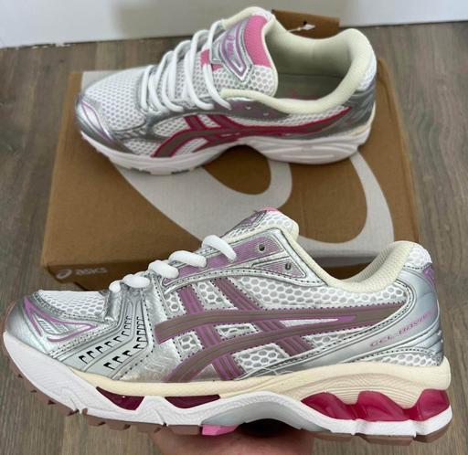 Buy & Sell Chingford East London - Photos for Asics Gel-Kayano 14 White Fawn Pink