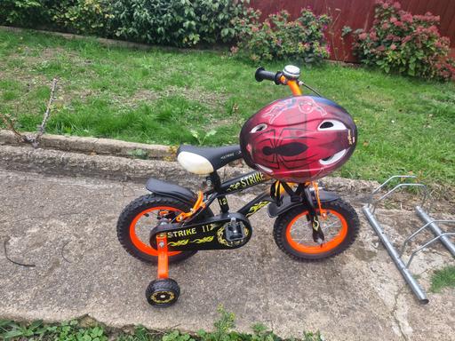 Buy & Sell Stockley Park Hillingdon - Photos for KIDS STRIKE BIKE BICYCLE