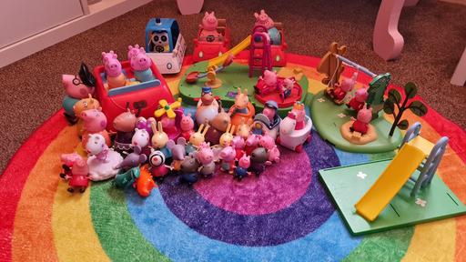 Buy & Sell Essington Wolverhampton - Photos for Peppa Pig bundle including electric car