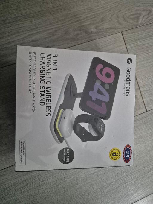 Buy & Sell Kitts Green Birmingham - Photos for 3 in 1 wireless charger