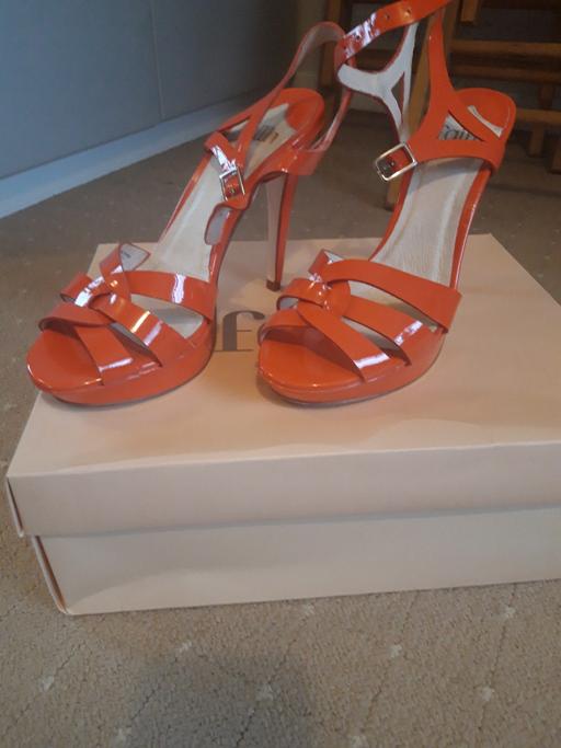 Buy & Sell Bardsley Oldham - Photos for size 4 faith shoes