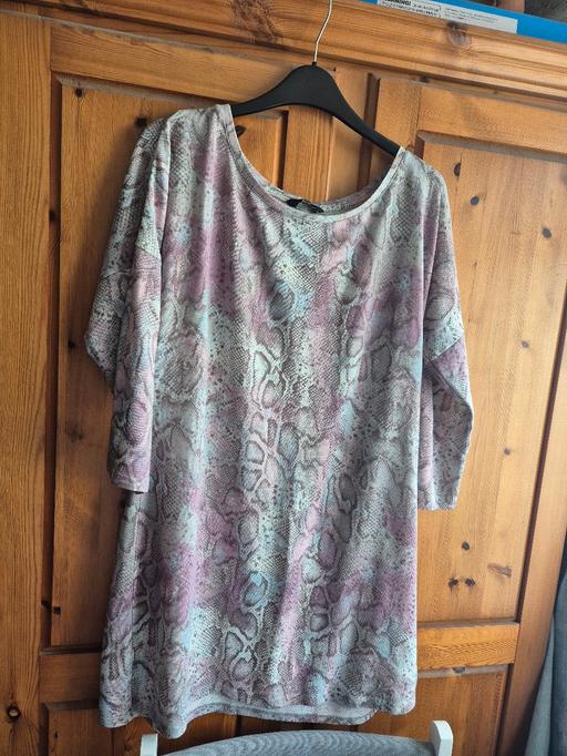 Buy & Sell Dagenham Barking and Dagenham - Photos for Ladies Tunic Top
