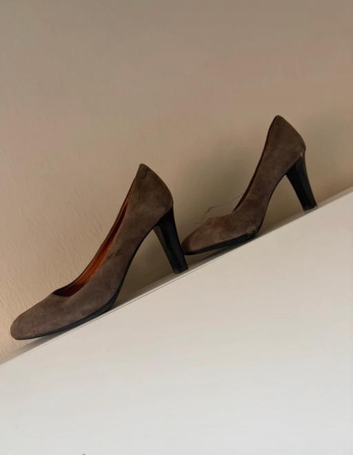 Buy & Sell White City West London - Photos for Geox high heel shoes