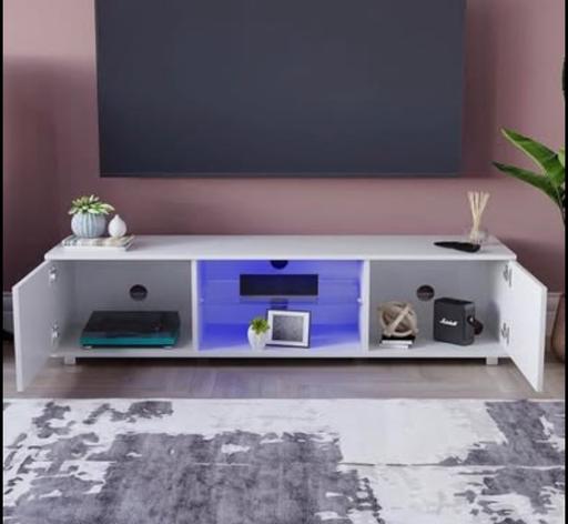 Buy & Sell Elmers End South East London - Photos for Urgent! TV Unit 2 Door Modern Gloss Matte