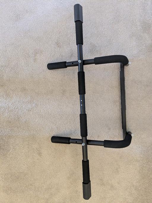 Buy & Sell - Photos for Pull up bar