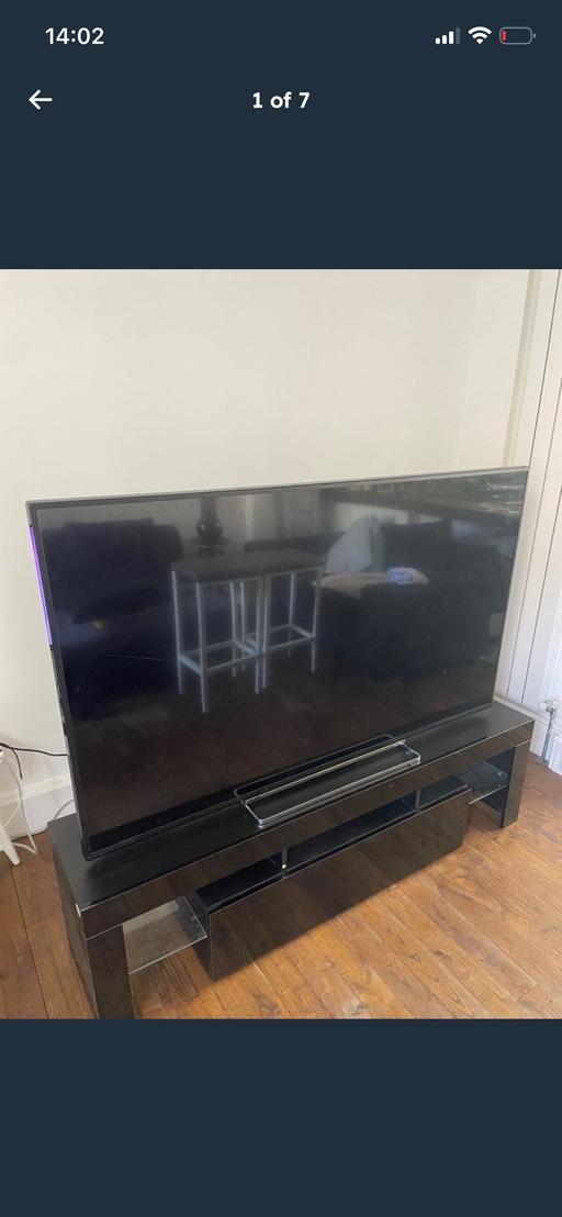 Buy & Sell Wandsworth Road South West London - Photos for 65inch Toshiba Tv 