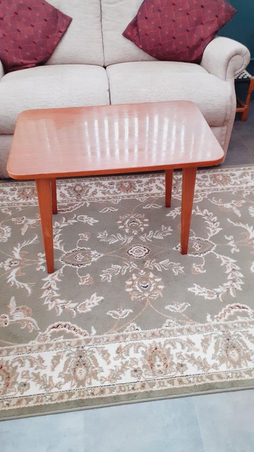 Buy & Sell Lower Sundon Central Bedfordshire - Photos for Coffee/Display Table (LU33BY)