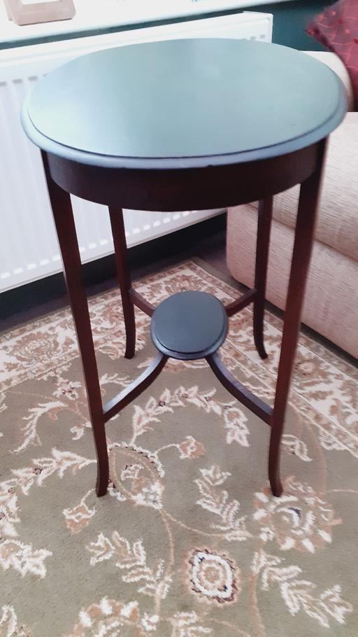 Buy & Sell Leagrave Luton - Photos for Side/Display Table(LU33BY)