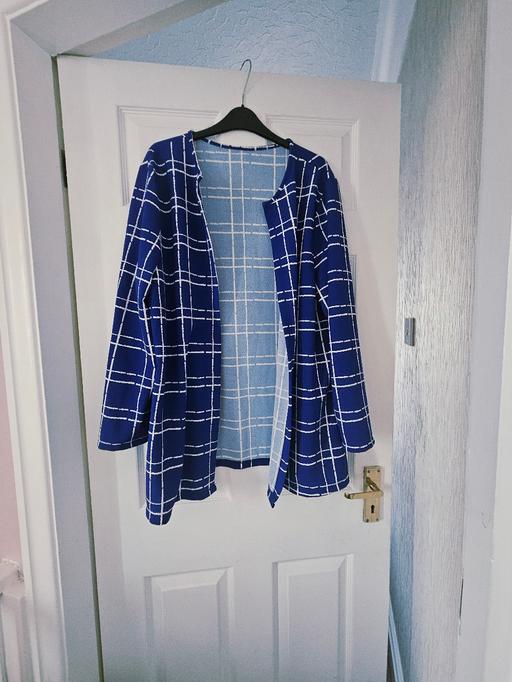 Buy & Sell Newton Doncaster - Photos for Patterned jacket, size 18/20..NEW.