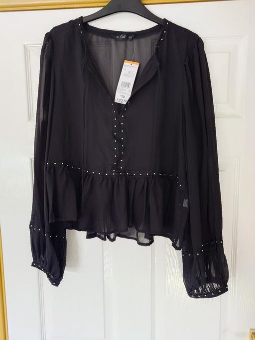 Buy & Sell Woodthorpe Charnwood - Photos for Women's black blouse size 14