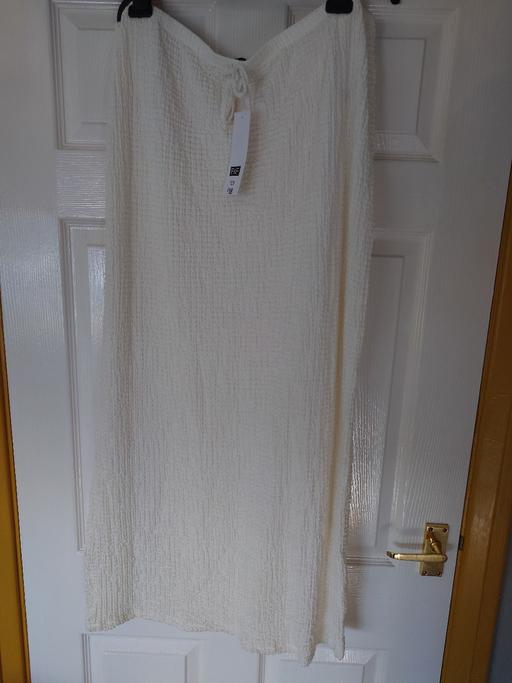 Buy & Sell Woodthorpe Charnwood - Photos for Women's cream skirt size 20