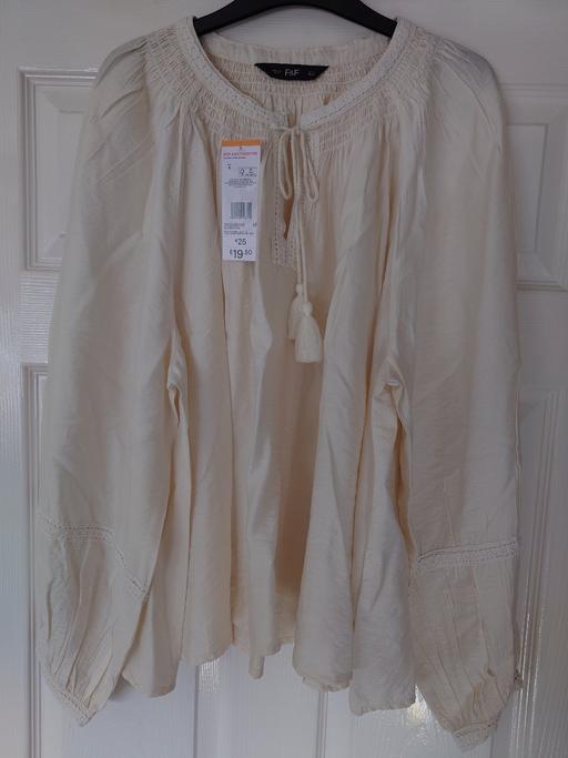 Buy & Sell Woodthorpe Charnwood - Photos for Women's cream tassel blouse size 18