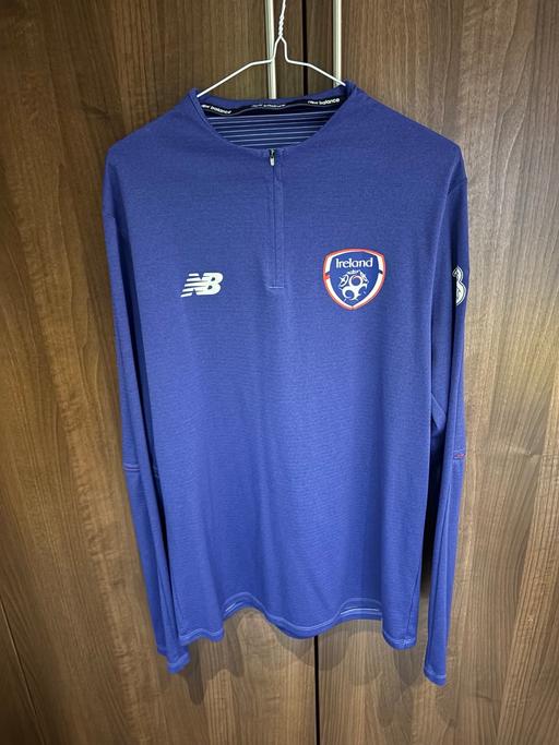 Buy & Sell Upminster Bridge East London - Photos for New balance Ireland training top