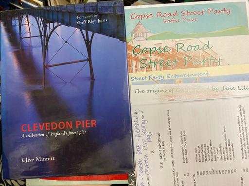 Buy & Sell Clevedon North Somerset - Photos for CLEVEDON PIER SIGNED BOOK COPSE ROAD INSERTS
