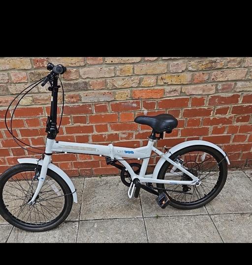Buy & Sell Earls Court South West London - Photos for Excellent condition foldable bike