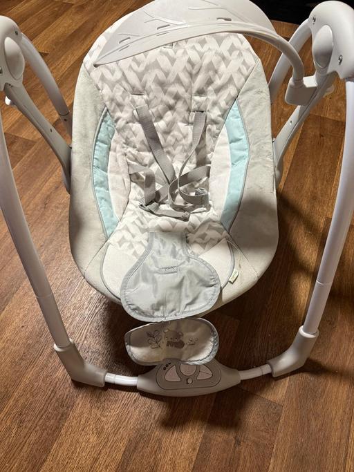 Buy & Sell Abbey Wood South East London - Photos for convert me 2in1 baby swing