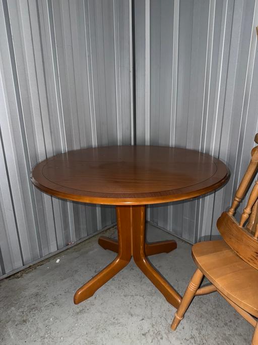 Buy & Sell Kitts Green Birmingham - Photos for Round table