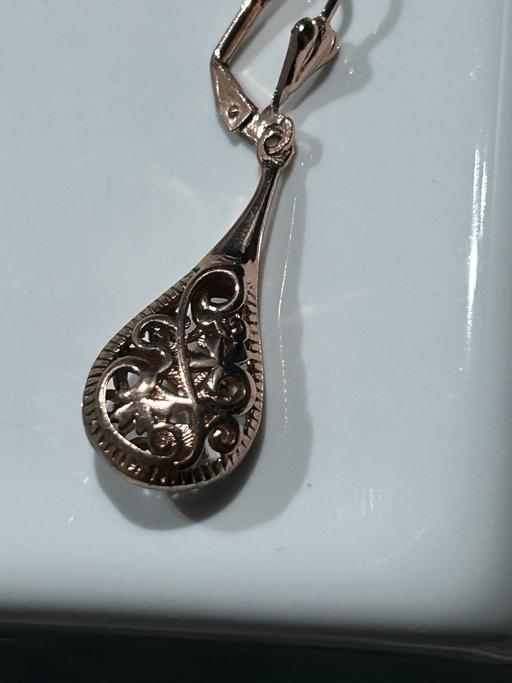 Buy & Sell Richmond Richmond upon Thames - Photos for Rose gold tear drop earrings