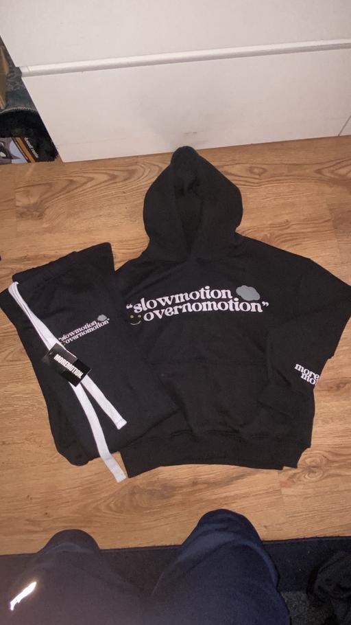 Buy & Sell Walthamstow East London - Photos for Moremotion tracksuit