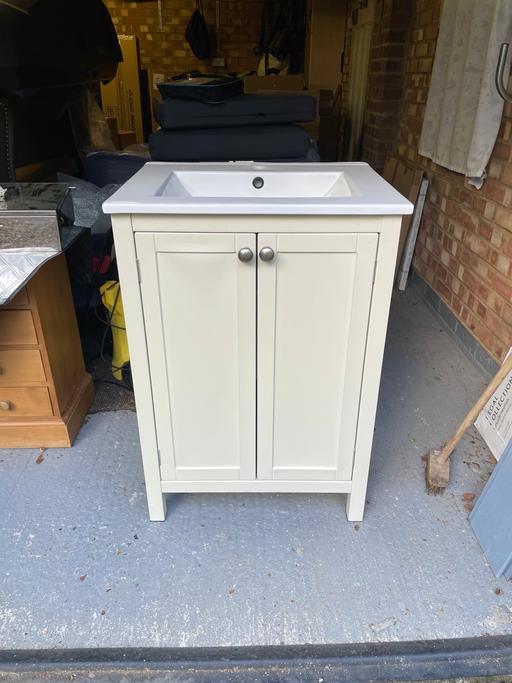Buy & Sell Send Guildford - Photos for Sink Unit Roper Roads