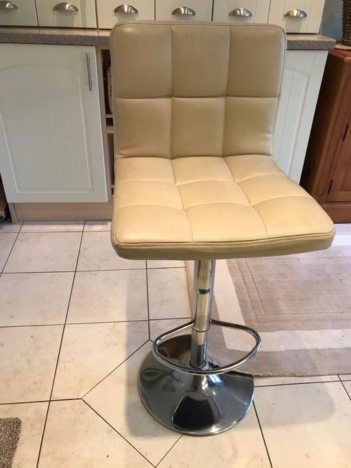 Buy & Sell Perton South Staffordshire - Photos for Kitchen Bar Stools