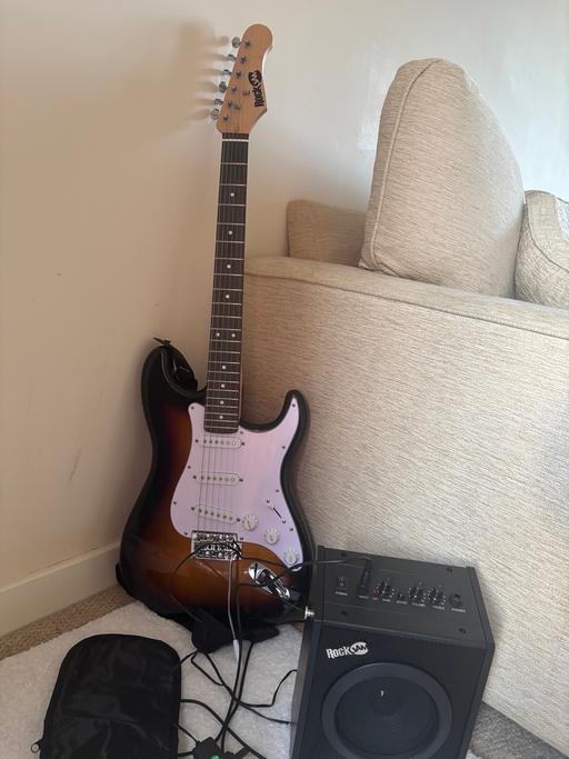 Buy & Sell Northfield Birmingham - Photos for RockJam Electric Guitar Kit