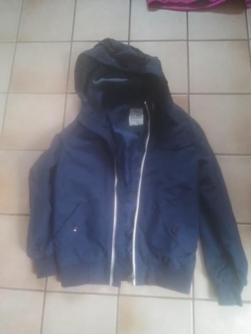 Buy & Sell Streetly Walsall - Photos for BOYS NAVY JACKET