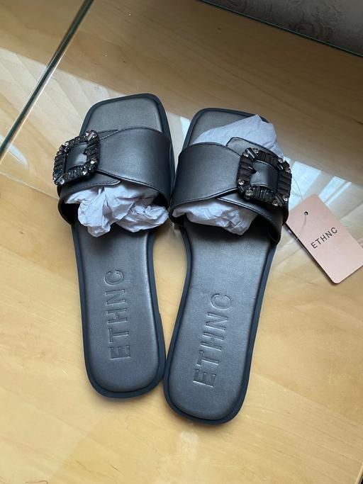 Buy & Sell New Shires Industrial Estate Birmingham - Photos for Flat grey slip on sandals, ethnic designer