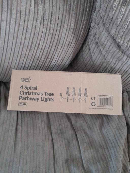 Buy & Sell Walsall Wood Walsall - Photos for 4 spiral xmas tree path lights