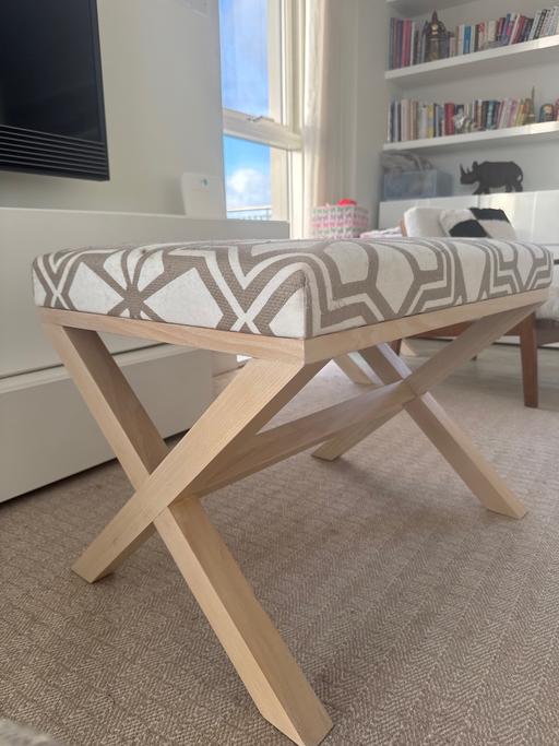 Buy & Sell East Acton West London - Photos for Pair of ottomans