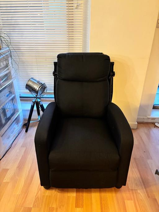 Buy & Sell Streatham Common South West London - Photos for Recliner Chair Available for Collection