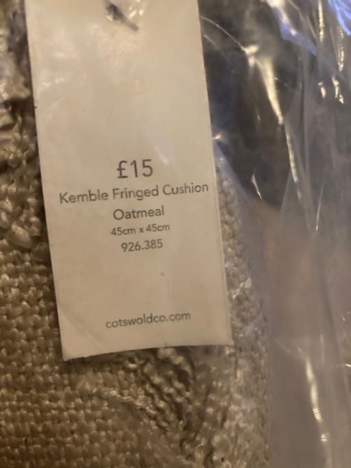 Buy & Sell Sedgley Dudley - Photos for Fringed cushion