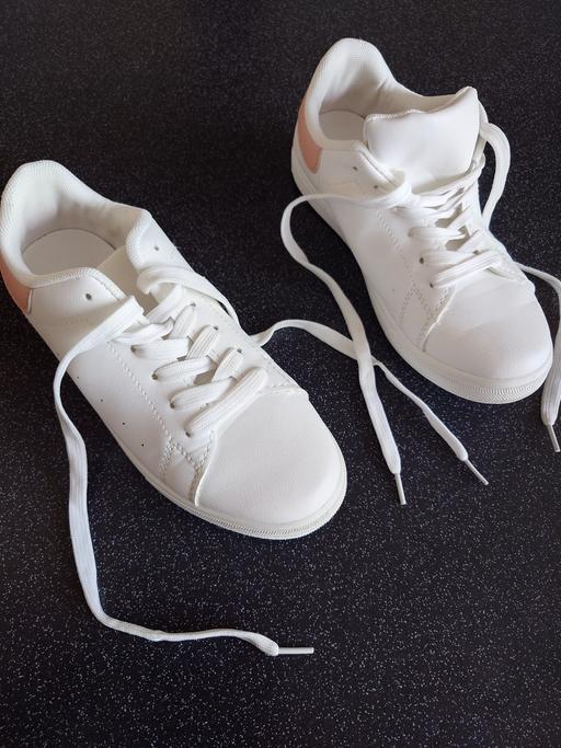 Buy & Sell Woodthorpe Charnwood - Photos for Women's white trainers size 37 EU (4)