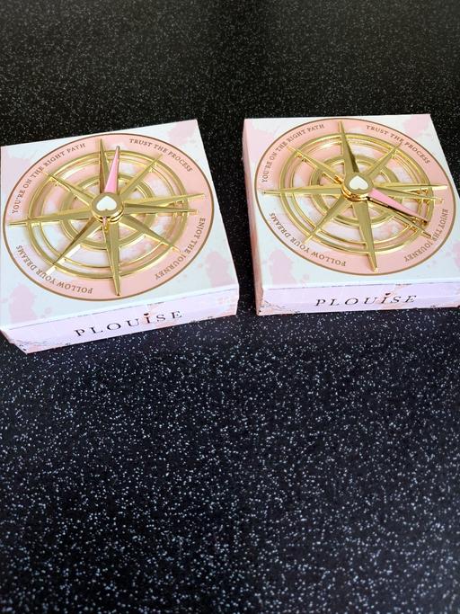 Buy & Sell Woodthorpe Charnwood - Photos for 2 P Louise eyeshadow palettes