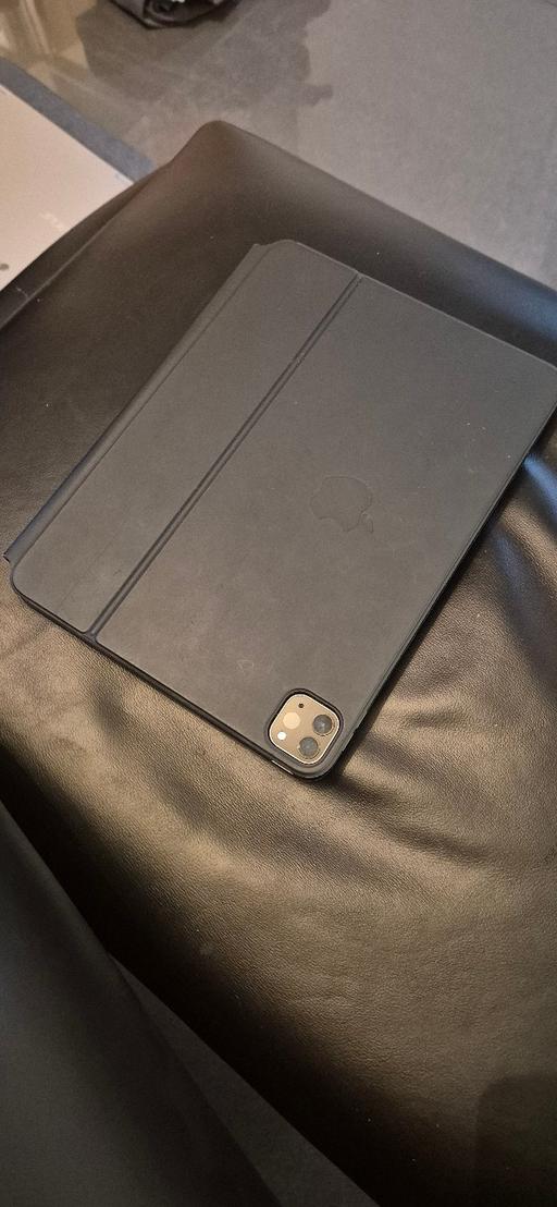 Buy & Sell Selhurst South East London - Photos for IPad Pro 11 inch with Keyboard