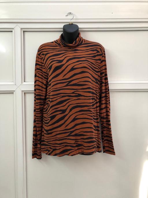 Buy & Sell Cradley Heath Sandwell - Photos for (Size 16) TOP