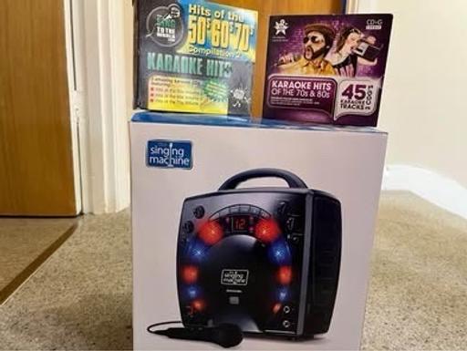 Buy & Sell Old Woking Woking - Photos for Karaoke machine