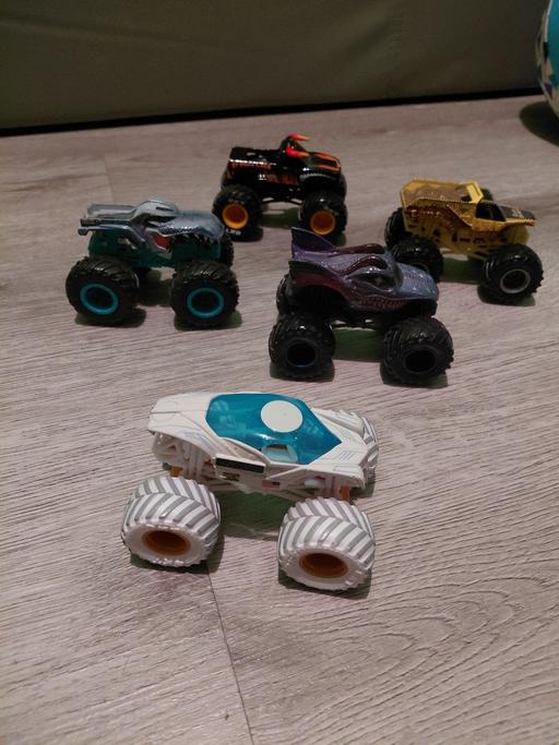 Buy & Sell Chapeltown Sheffield - Photos for 6 Monster Jam Trucks