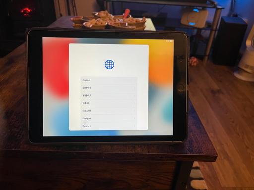 Buy & Sell Shepherdswell Dover - Photos for Apple iPad Air 2nd generation