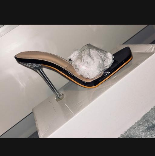 Buy & Sell Moseley Village Wolverhampton - Photos for High heels black and white 4inches 