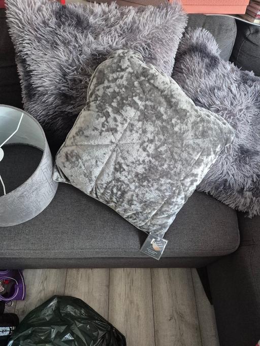 Buy & Sell Bellingham South East London - Photos for grey cushions and light shade