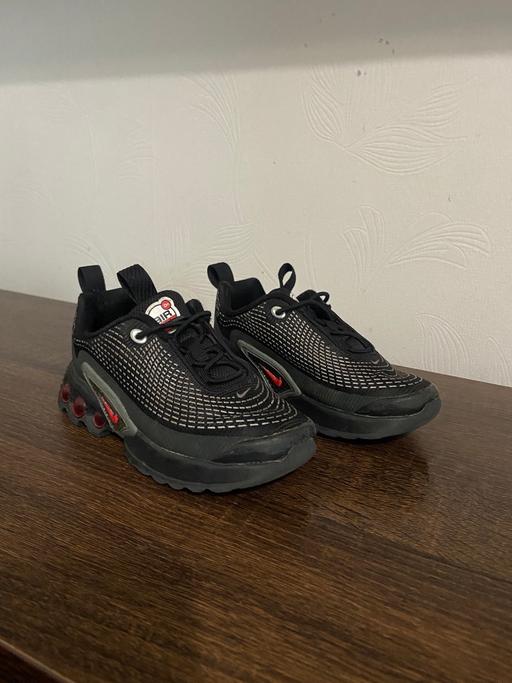 Buy & Sell Hillhouse Kirklees - Photos for Toddler Nike trainers Size 11 UK