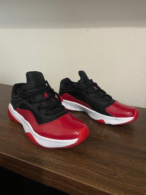 Buy & Sell Birkby Kirklees - Photos for Jordan’s men’s trainers