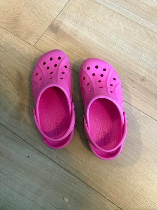 Buy & Sell Notting Hill West London - Photos for Kids pink crocs