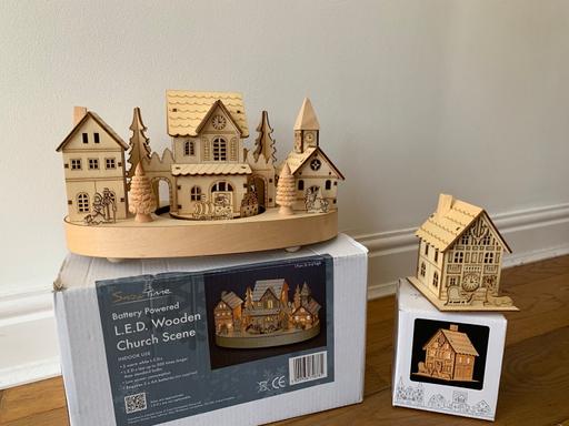 Buy & Sell Tyldesley Wigan - Photos for Christmas Wooden Church Scene plus